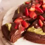 Easy Dubai Chocolate Strawberry Cake with layers of chocolate and strawberries.